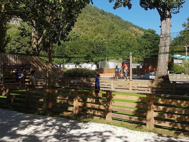 Le Moulin Du Pont D'Alies Hotel Axat Екстериор снимка
